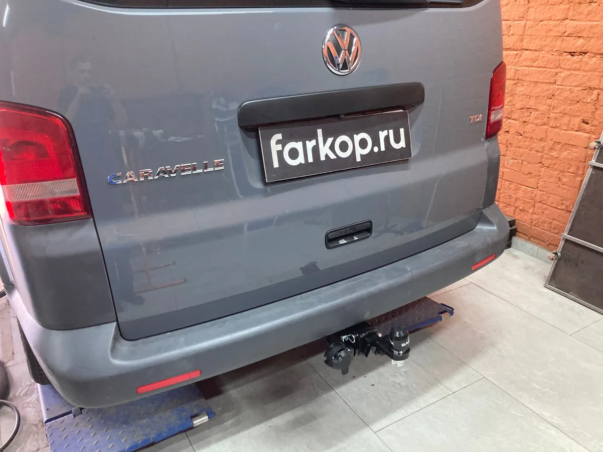 Фаркоп TowRus для Volkswagen Caravelle 2003-2015 269076 в Самара