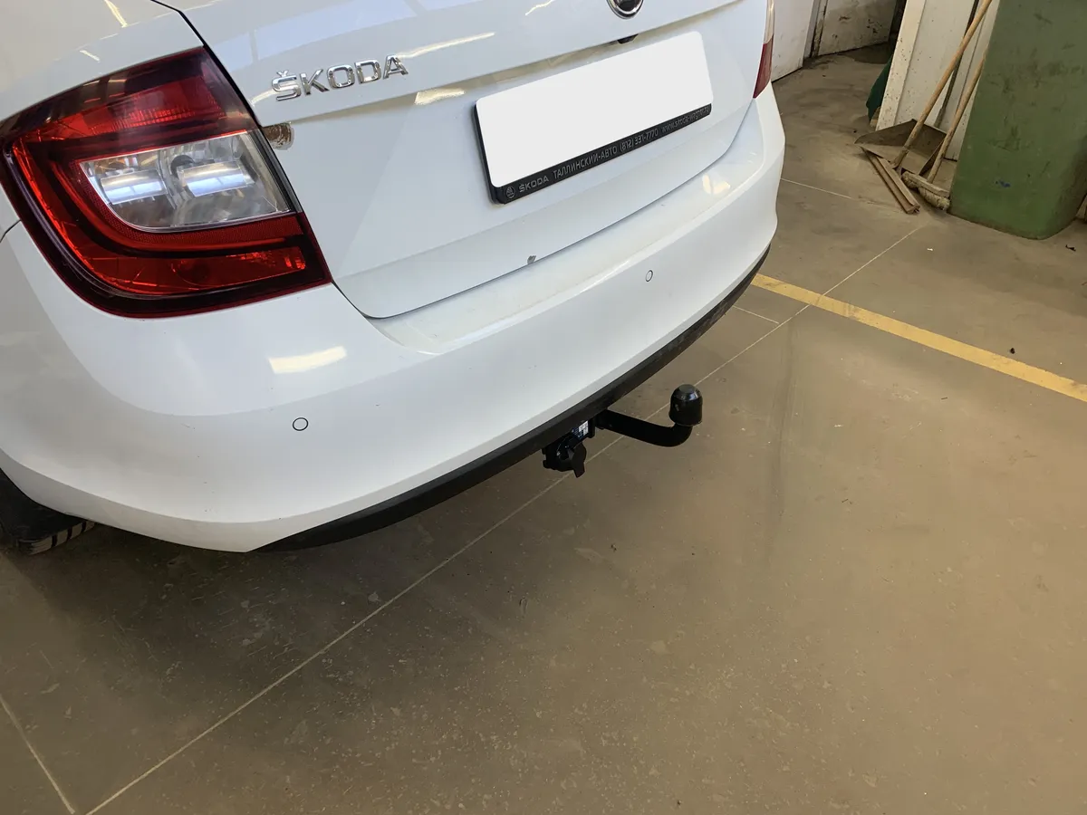 Фаркоп Berg для Skoda Rapid 2014-2020 F.5112.001 в Самара