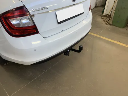 Фаркоп Berg для Skoda Rapid 2014-2020 F.5112.001 в Самара