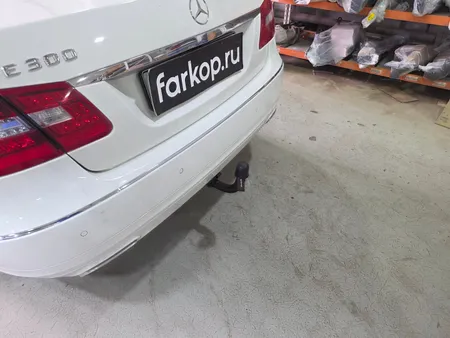 Фаркоп Steinhof для Mercedes E-class (седан) 2009-2016 Арт. M-118 M-118 в Самара