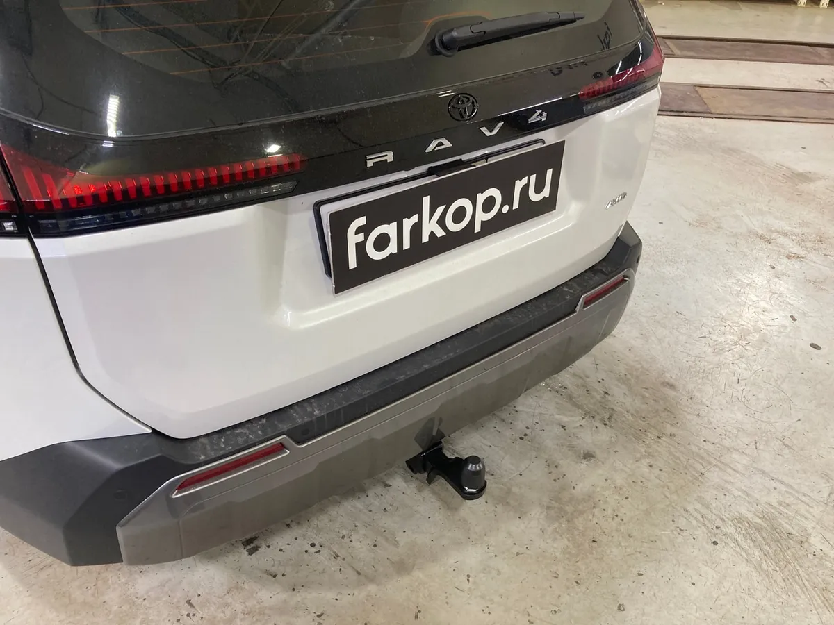Фаркоп Berg для Toyota RAV4 2025- F.5717.002 в Самара