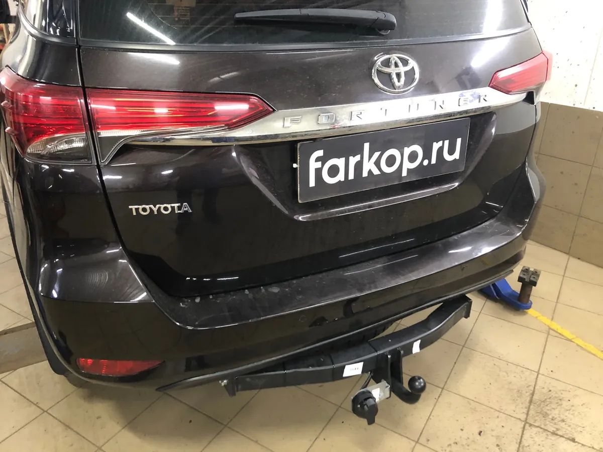 Фаркоп Трейлер для Toyota Fortuner 2017- Арт. 7870 7870 в Самара Фаркоп Трейлер для Toyota Fortuner 2017- Арт. 7870 7870 в Самара