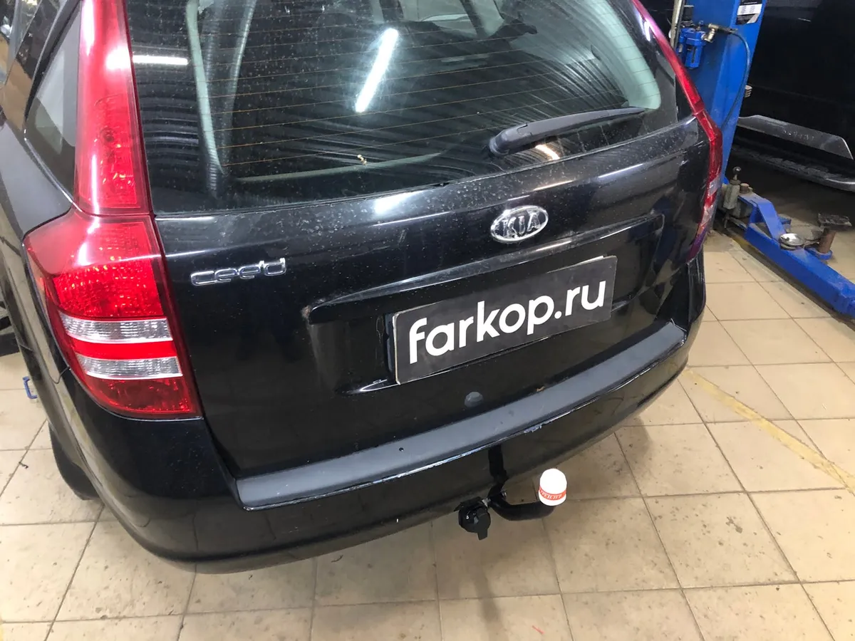 Фаркоп Трейлер для Kia Сeed (универсал) 2007-2012 Арт. 7354 7354 в Самара