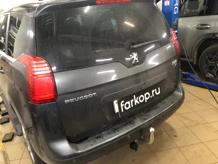 Фаркоп Galia для Peugeot 5008 2010-2016 C051A в Самара