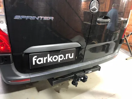Фаркоп Steinhof для Mercedes Sprinter 2018- (без ступеньки, одинарн. колёса, база 3665/4325 mm) Арт. M-181 в Самара